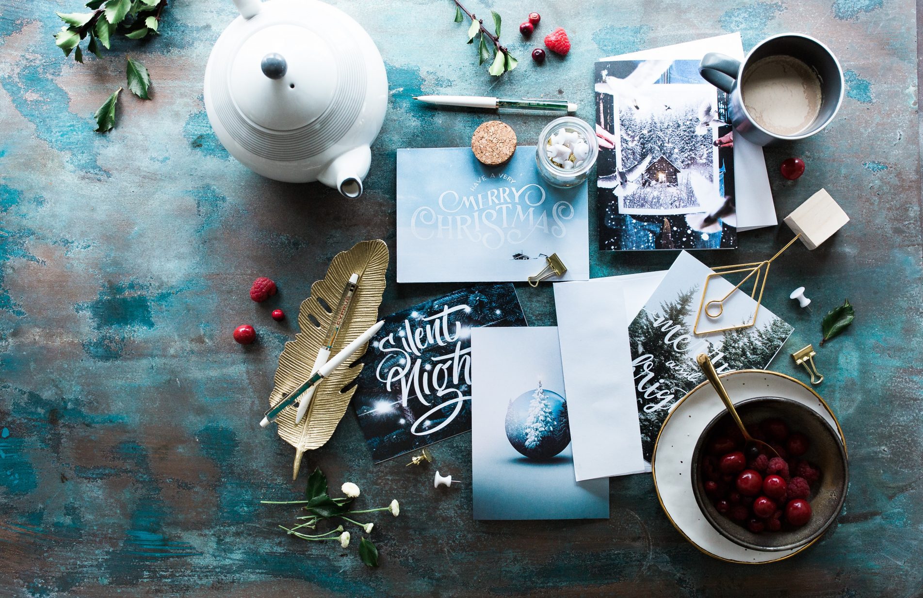 How To Enjoy The Holidays Sober Without Losing Your Mind