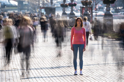 The Woman Stands In The Middle Of Crowded Street 2024 12 03 17 45 12 Utc 1